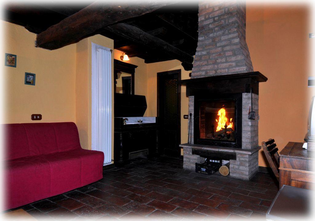 Agriturismo La Fenice Tole Екстер'єр фото