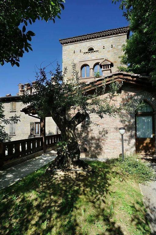 Agriturismo La Fenice Tole Екстер'єр фото